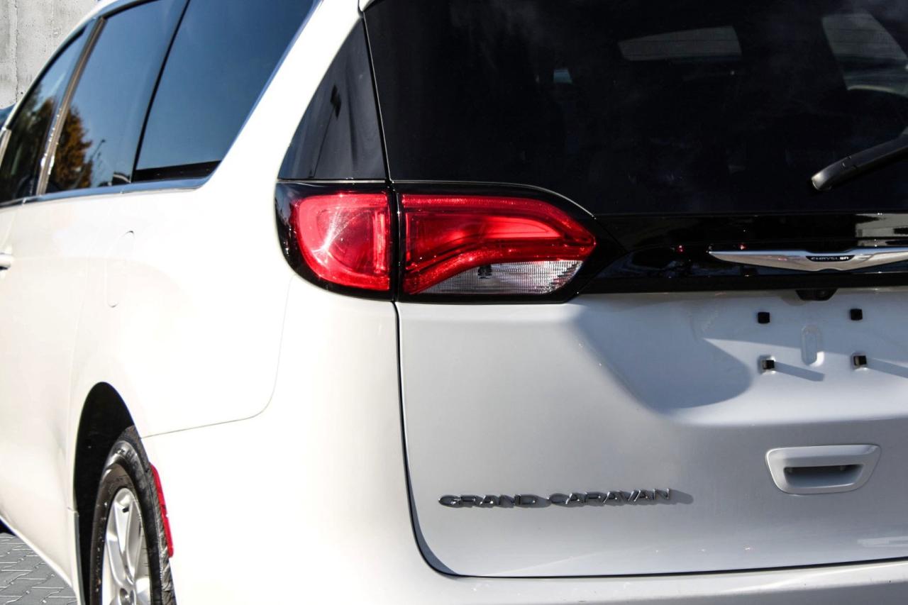 2023 Chrysler Grand Caravan SXT 2WD  SiriusXM BkpCam Photo