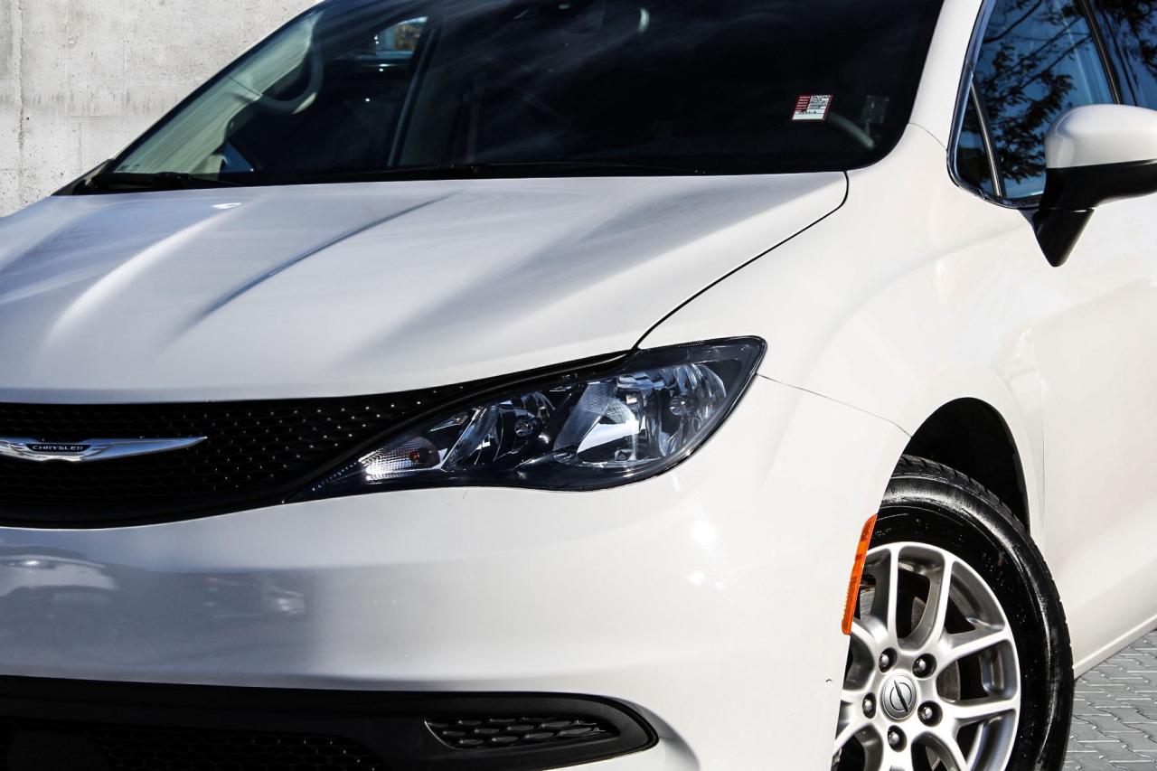 2023 Chrysler Grand Caravan SXT 2WD  SiriusXM BkpCam Photo