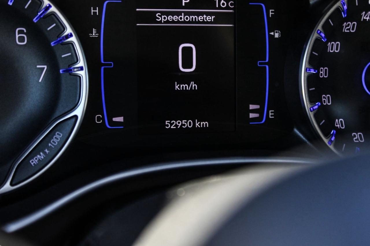 2023 Chrysler Grand Caravan SXT 2WD  SiriusXM BkpCam Photo