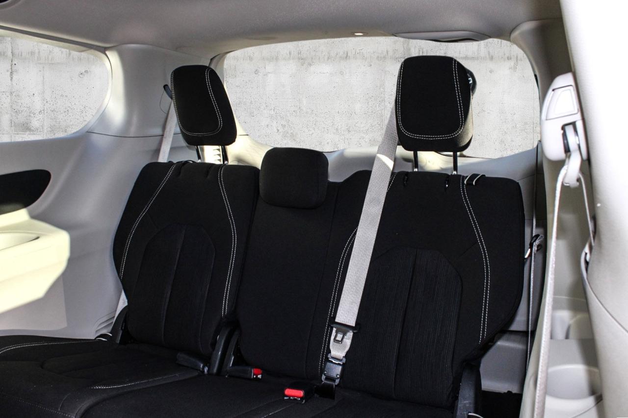 2023 Chrysler Grand Caravan SXT 2WD  SiriusXM BkpCam Photo