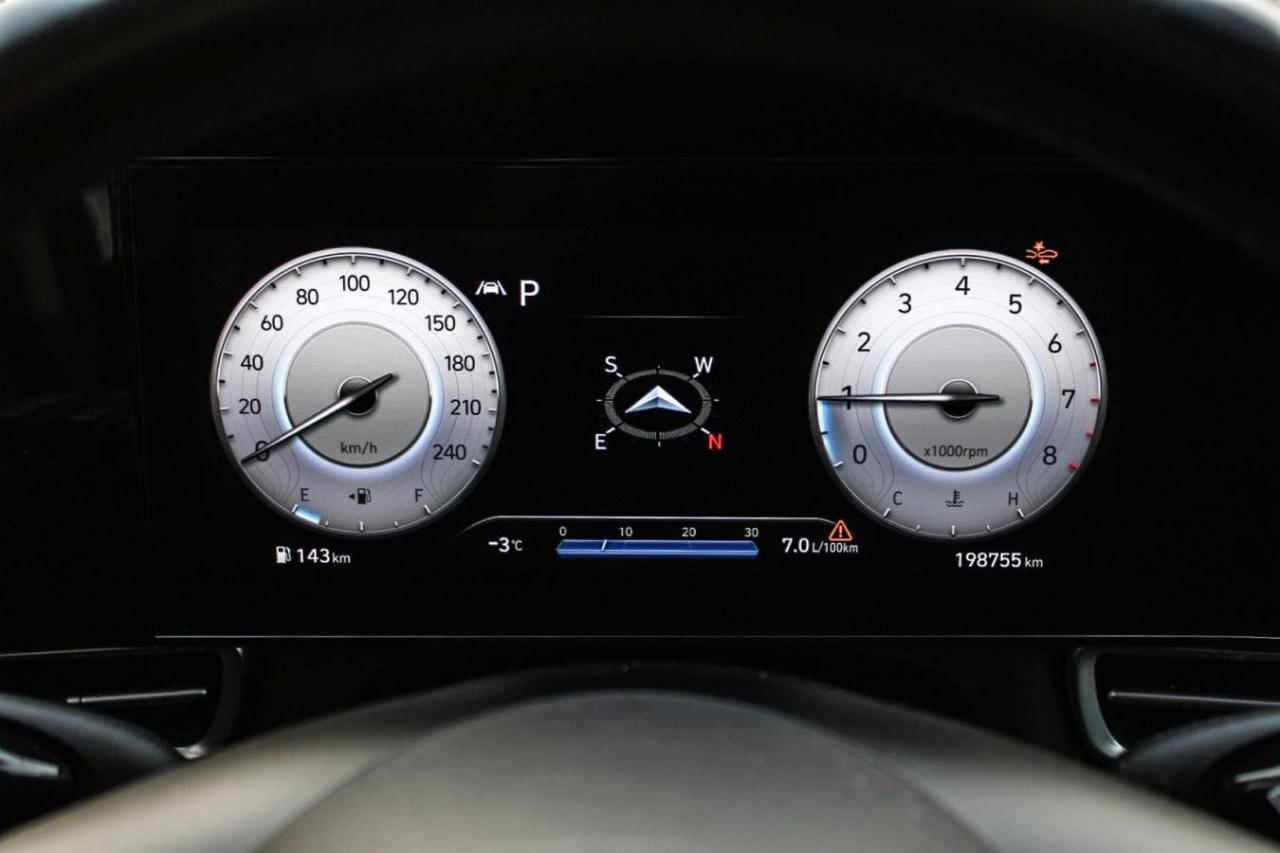 2021 Hyundai Elantra Ultimate Tech IVT Photo