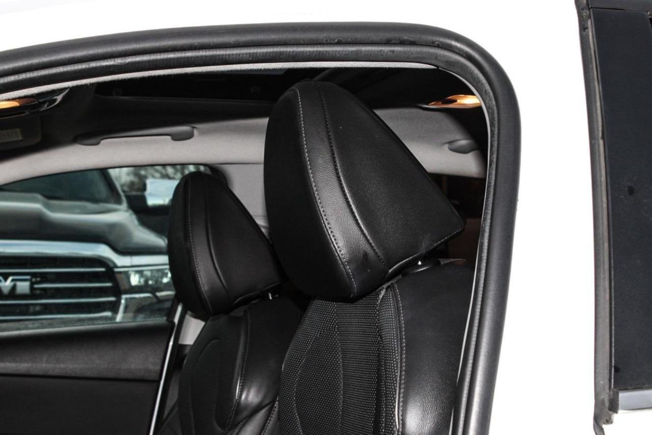 2021 Hyundai Elantra Ultimate Tech IVT Photo