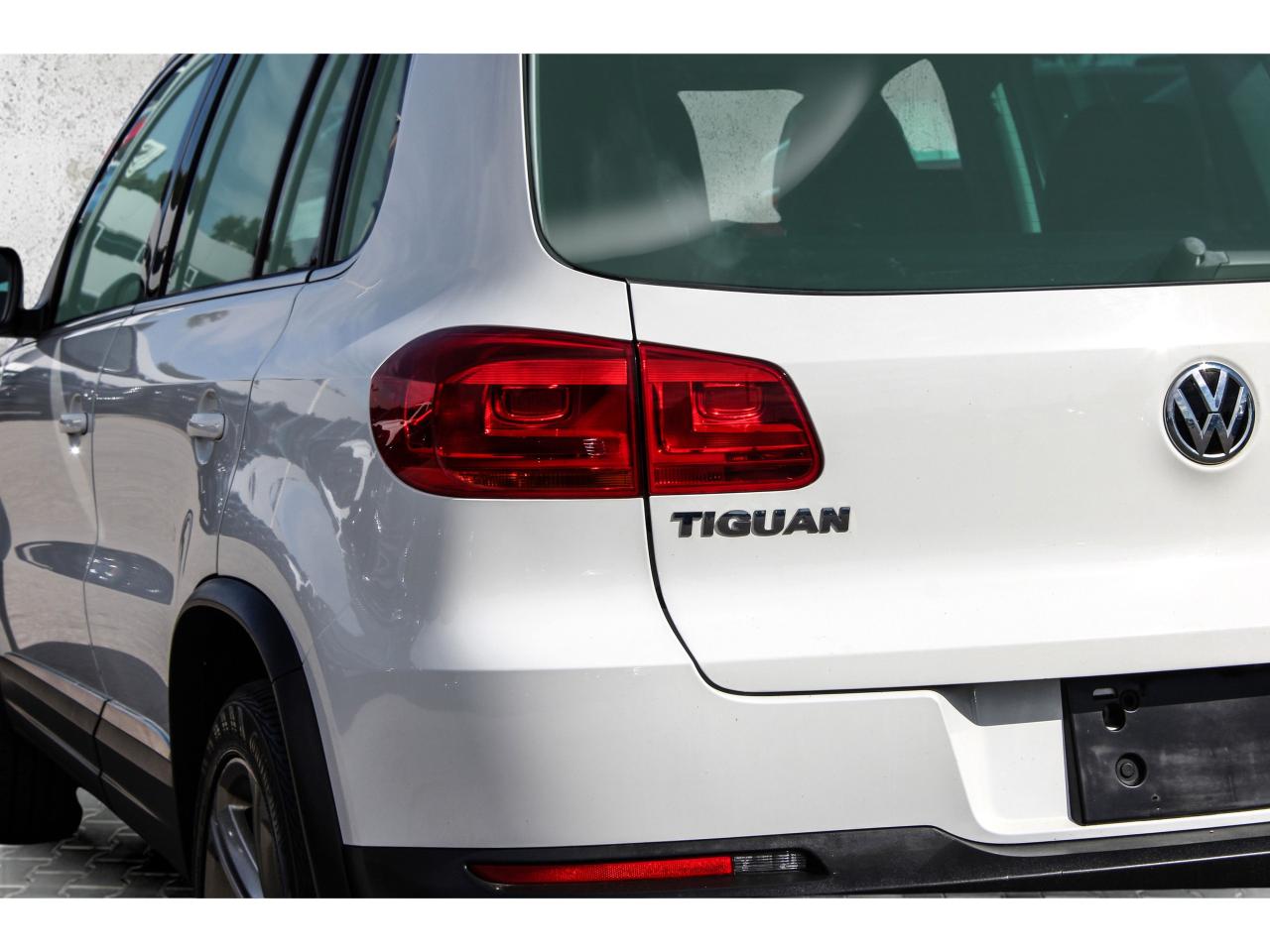 2017 Volkswagen Tiguan 4MOTION Highline  Gps BkpCam HtdSeats SiriusXM Photo