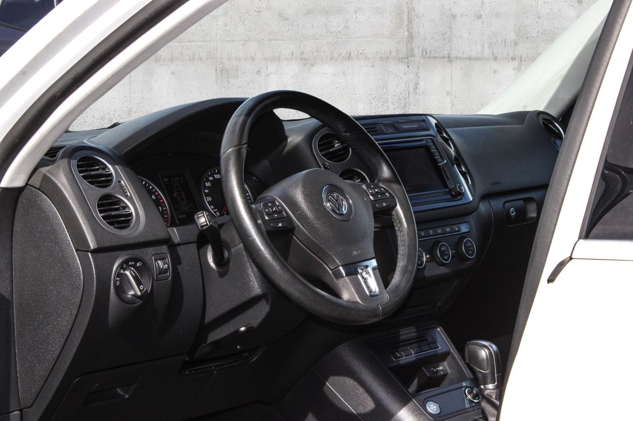 2017 Volkswagen Tiguan 4MOTION Highline  Gps BkpCam HtdSeats SiriusXM Photo