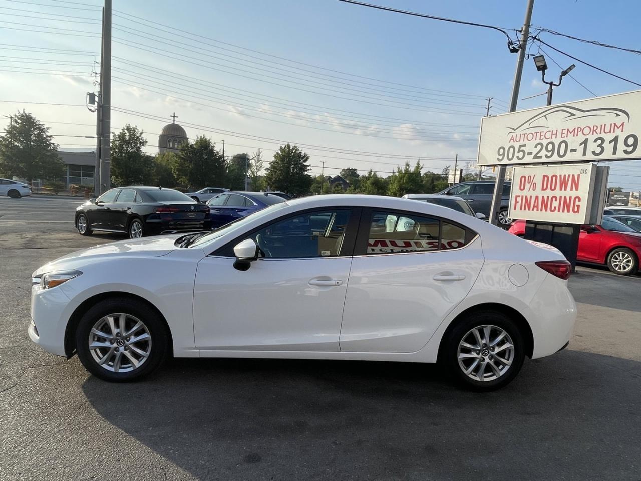 2018 Mazda MAZDA3 GS Pearl White Htd Seats / Push Start / Htd Steeri Photo