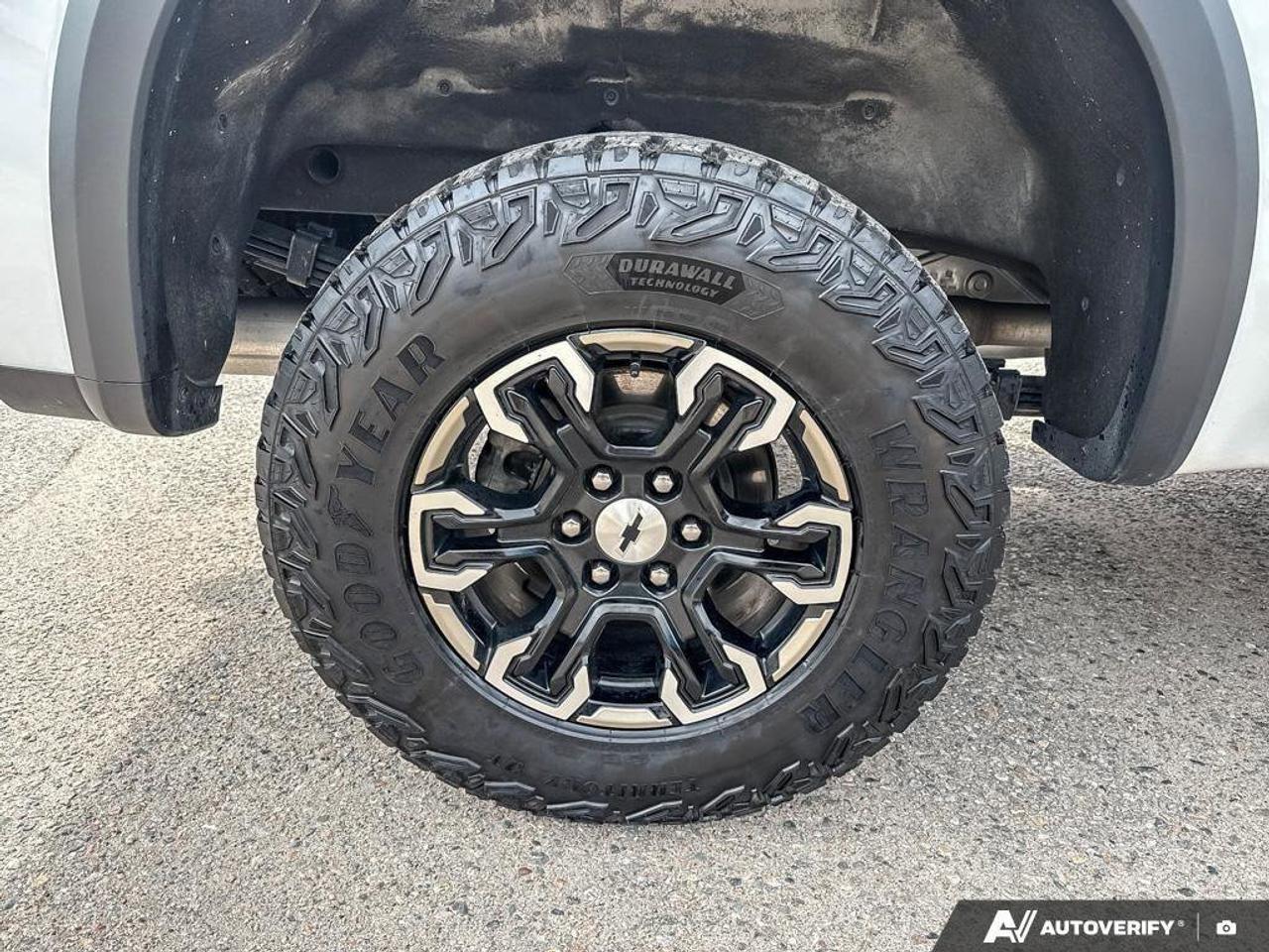 2023 Chevrolet Silverado 1500 ZR2   RUNNING BOARDS, TONNEAU COVER. Photo