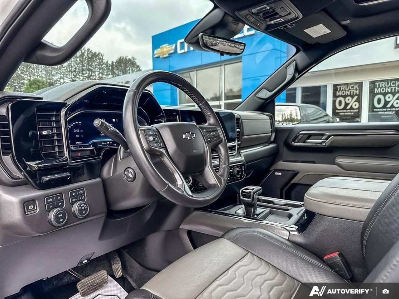 2023 Chevrolet Silverado 1500 ZR2   RUNNING BOARDS, TONNEAU COVER. Photo