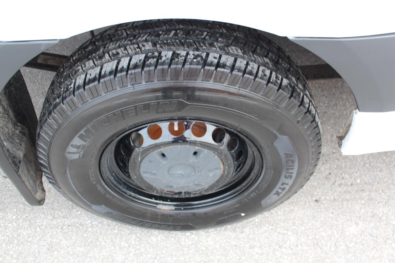 2020 Mercedes-Benz Sprinter 170" HIGH ROOF - 3.0L DIESEL - 3 SEATER Photo