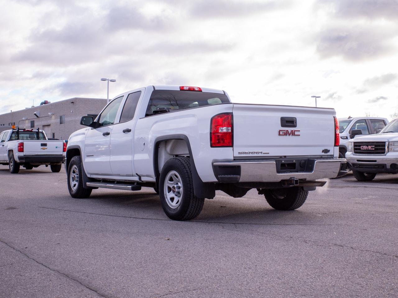 2019 GMC Sierra 1500 Limited -  Cargo Tie-Down Points Photo
