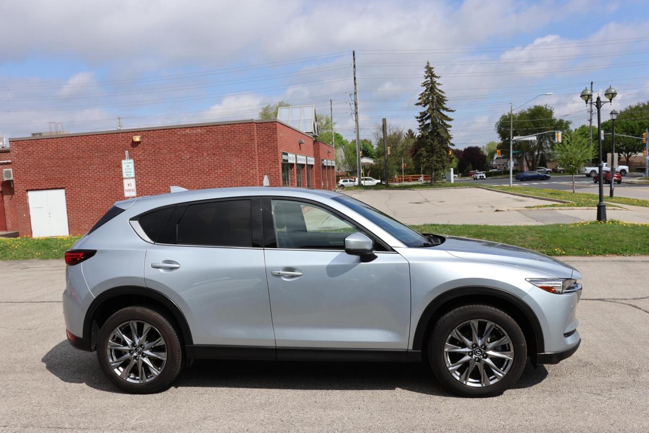 2021 Mazda CX-5 SIGNATURE-AWD/NAV/HUD/LEATHER/SUNROOF/LANE ASSIST/ Photo