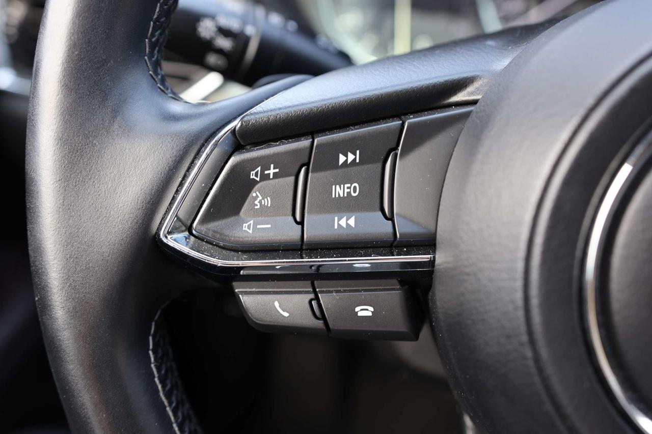 2021 Mazda CX-5 SIGNATURE-AWD/360 CAM/NAV/ADAPT CRUISE/BLIS/P SENSORS/LANE ASSIST/LEATHER/H & C SEATS/SUNROOF/KEYLESS/CARPLAY Photo