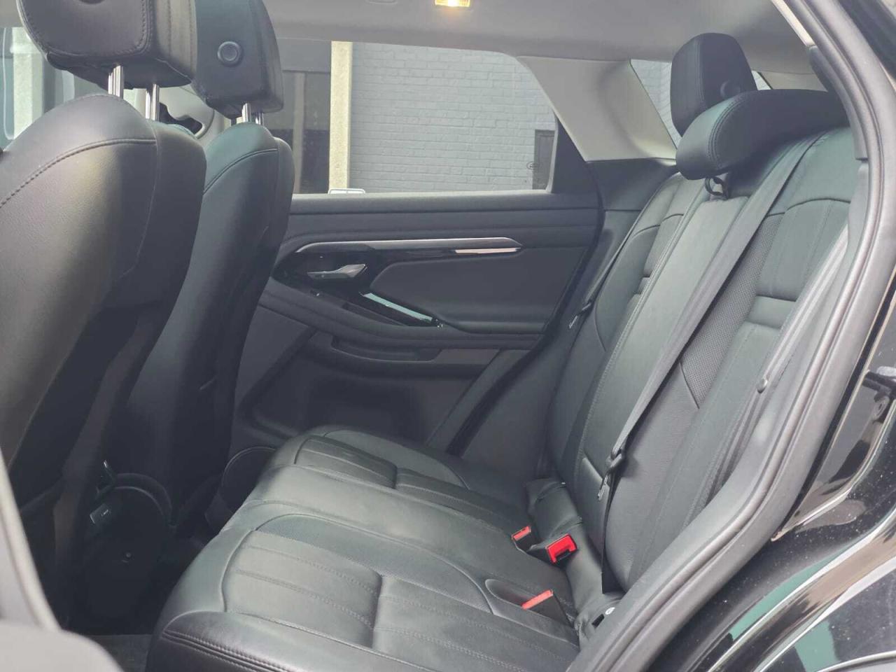 2020 Land Rover Range Rover Evoque P250 SE Photo