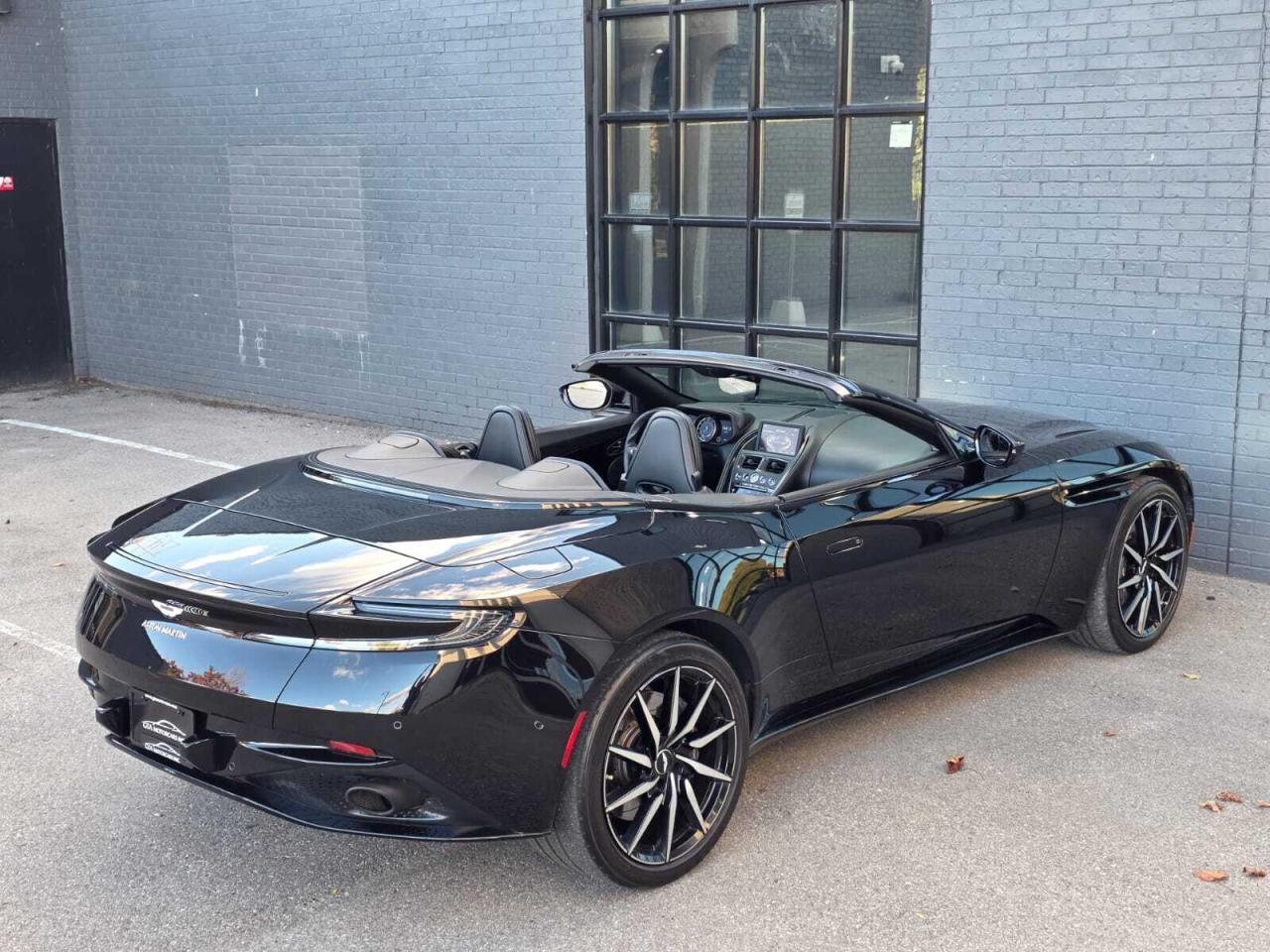 2020 Aston Martin DB11 Volante Photo