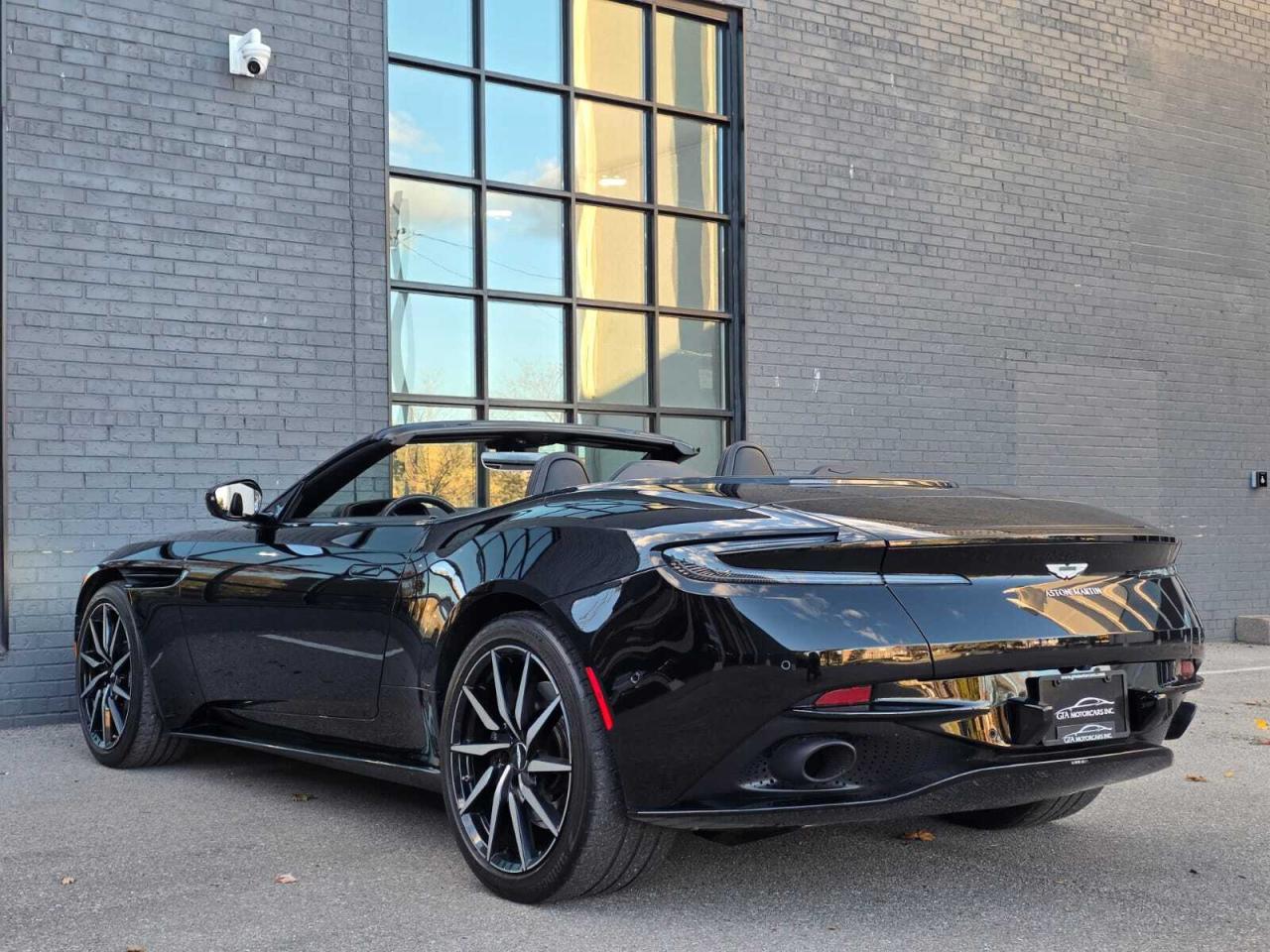 2020 Aston Martin DB11 Volante Photo