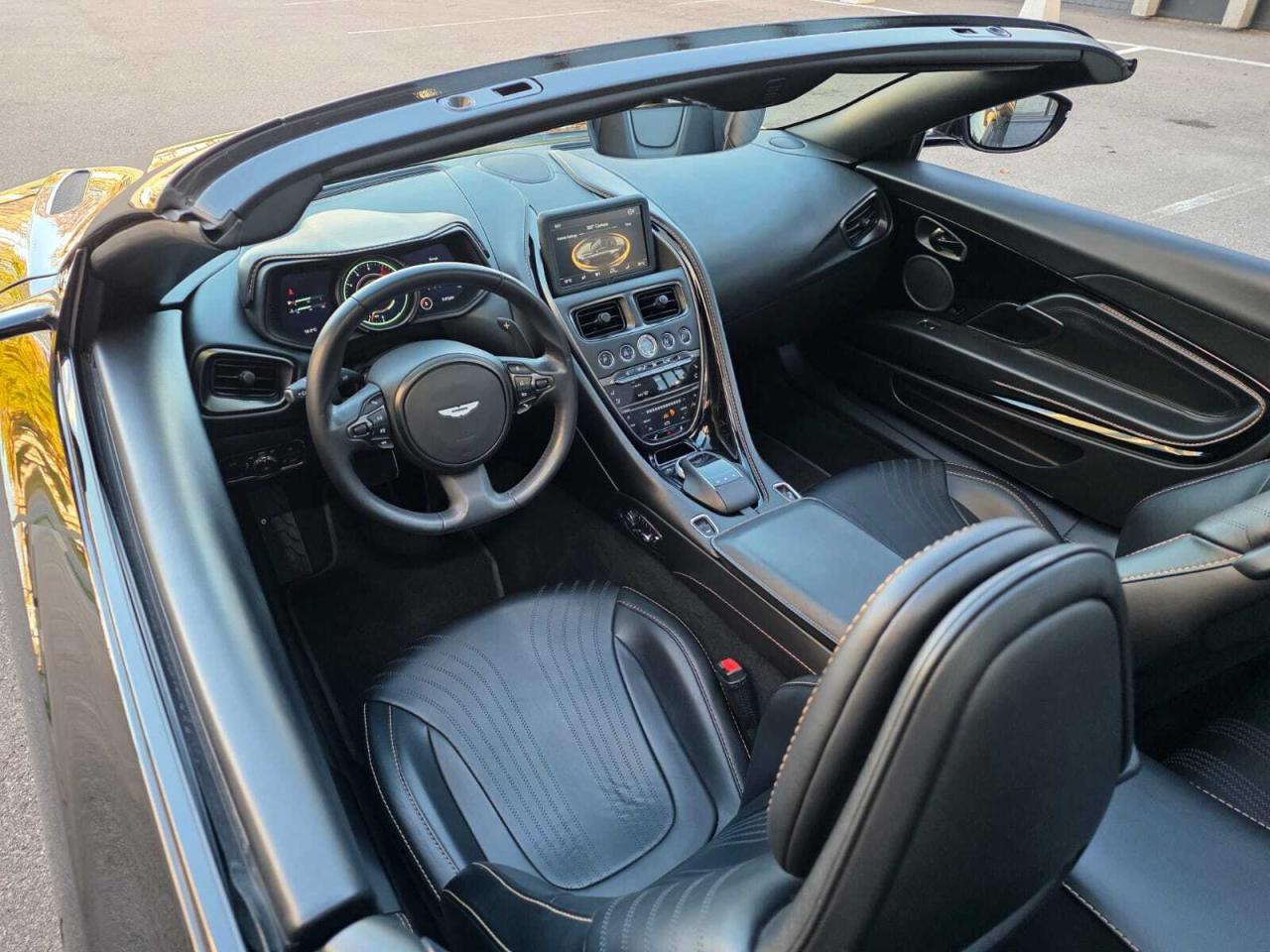 2020 Aston Martin DB11 Volante Photo