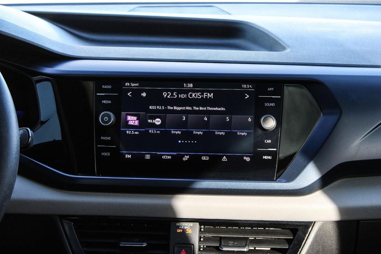 2022 Volkswagen Taos Comfortline 4Motion Photo