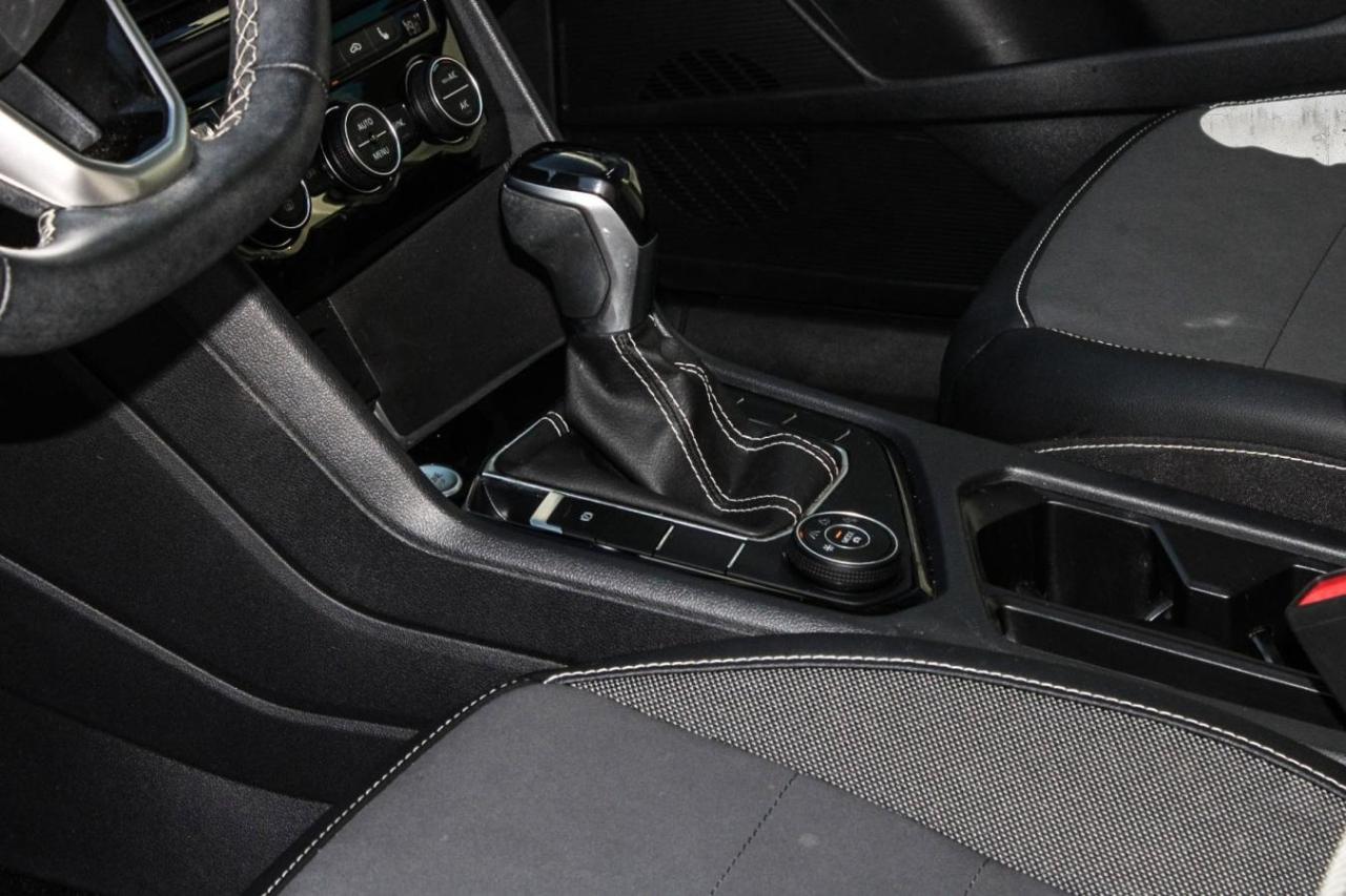 2022 Volkswagen Taos Comfortline 4Motion Photo