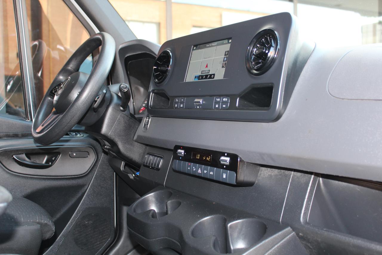 2019 Mercedes-Benz Sprinter 4X4" - "FULL SIZE" - "HIGH ROOF" - "3.0L SIESEL Photo4
