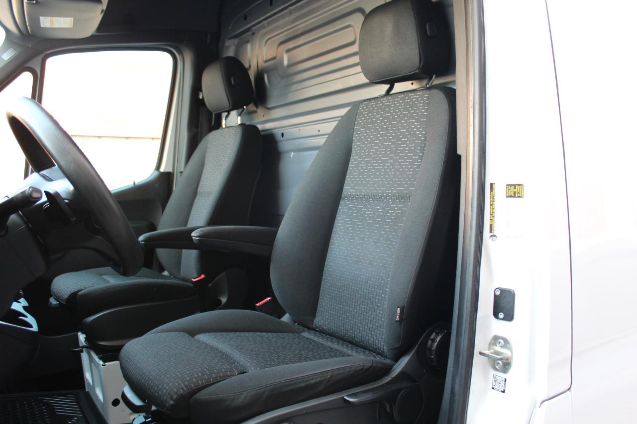 2019 Mercedes-Benz Sprinter 4X4" - "FULL SIZE" - "HIGH ROOF" - "3.0L SIESEL Photo