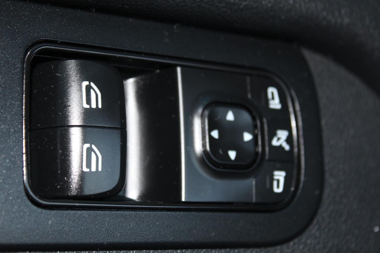 2019 Mercedes-Benz Sprinter 4X4" - "FULL SIZE" - "HIGH ROOF" - "3.0L SIESEL Photo