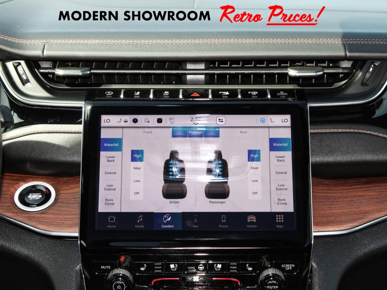 2025 Jeep Grand Cherokee Summit 4x4 **LowMileage**  Gps BkpCam SiriusXM Photo