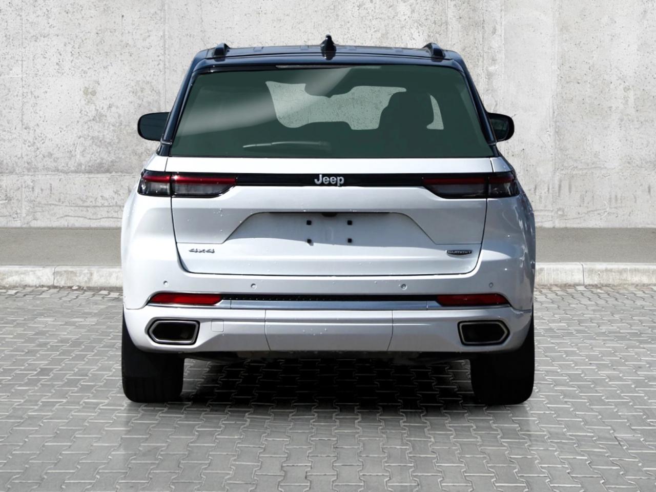 2025 Jeep Grand Cherokee Summit 4x4 **LowMileage**  Gps BkpCam SiriusXM Photo