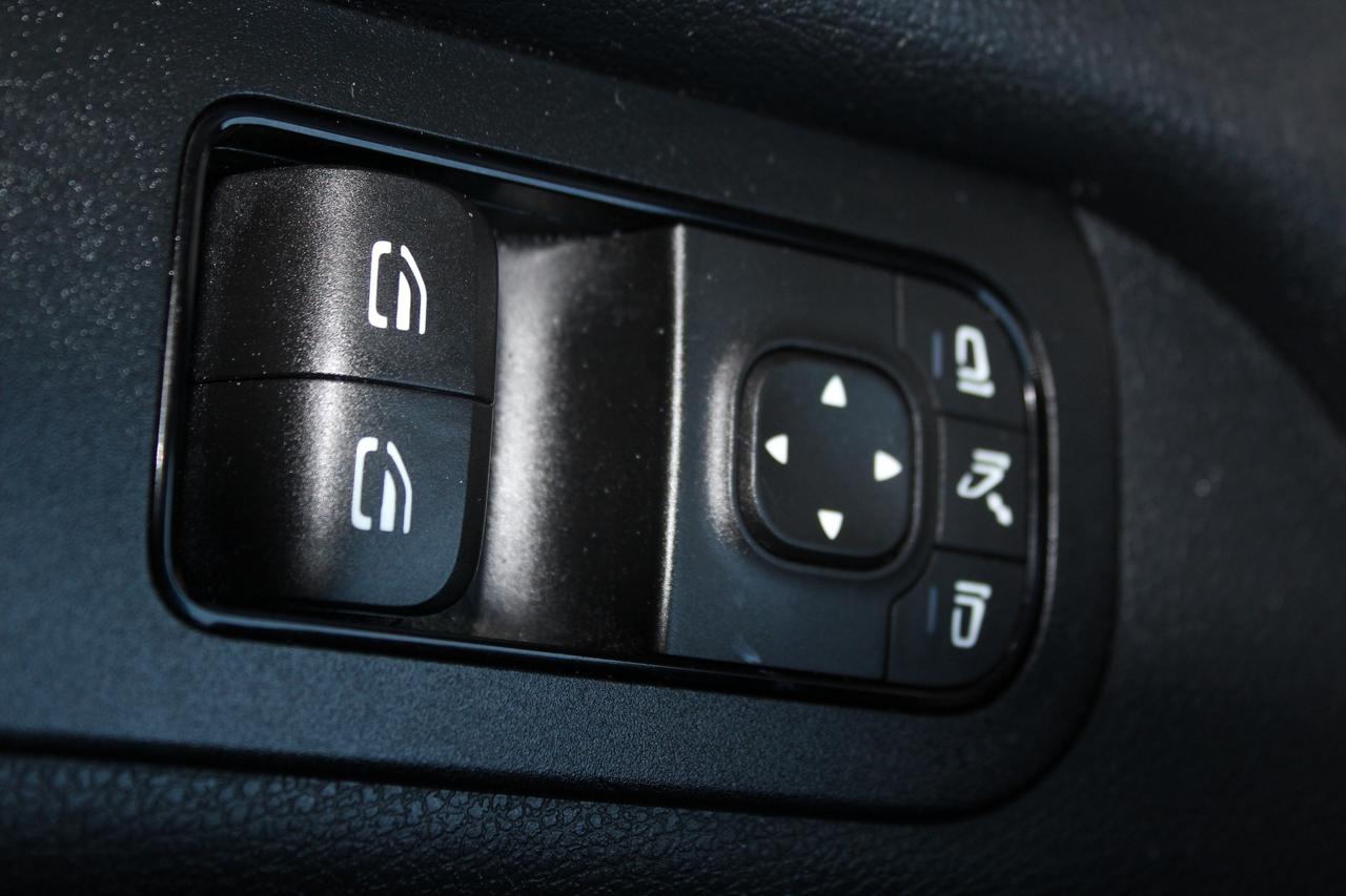 2019 Mercedes-Benz Sprinter Cargo Van 144" - "LOW ROOF" - "3.0L DIESEL" - "3 SEATER" Photo