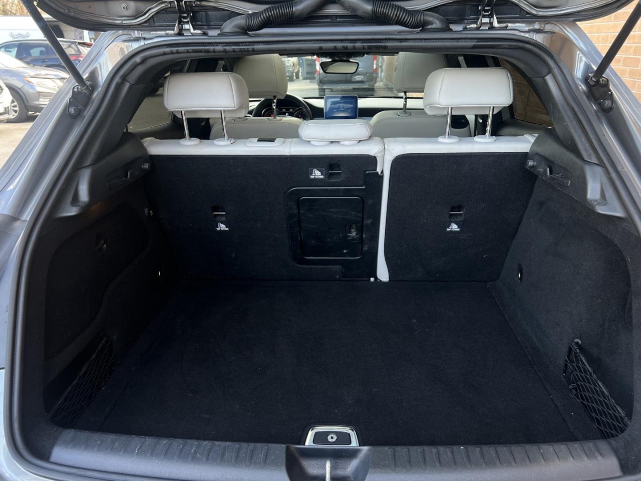 2018 Mercedes-Benz GLA-Class 250 4MATIC   Leather   Pano Roof   Htd Seats Photo