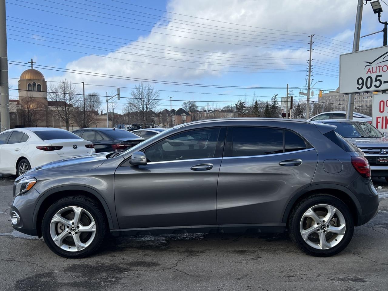 2018 Mercedes-Benz GLA-Class 250 4MATIC   Leather   Pano Roof   Htd Seats Photo