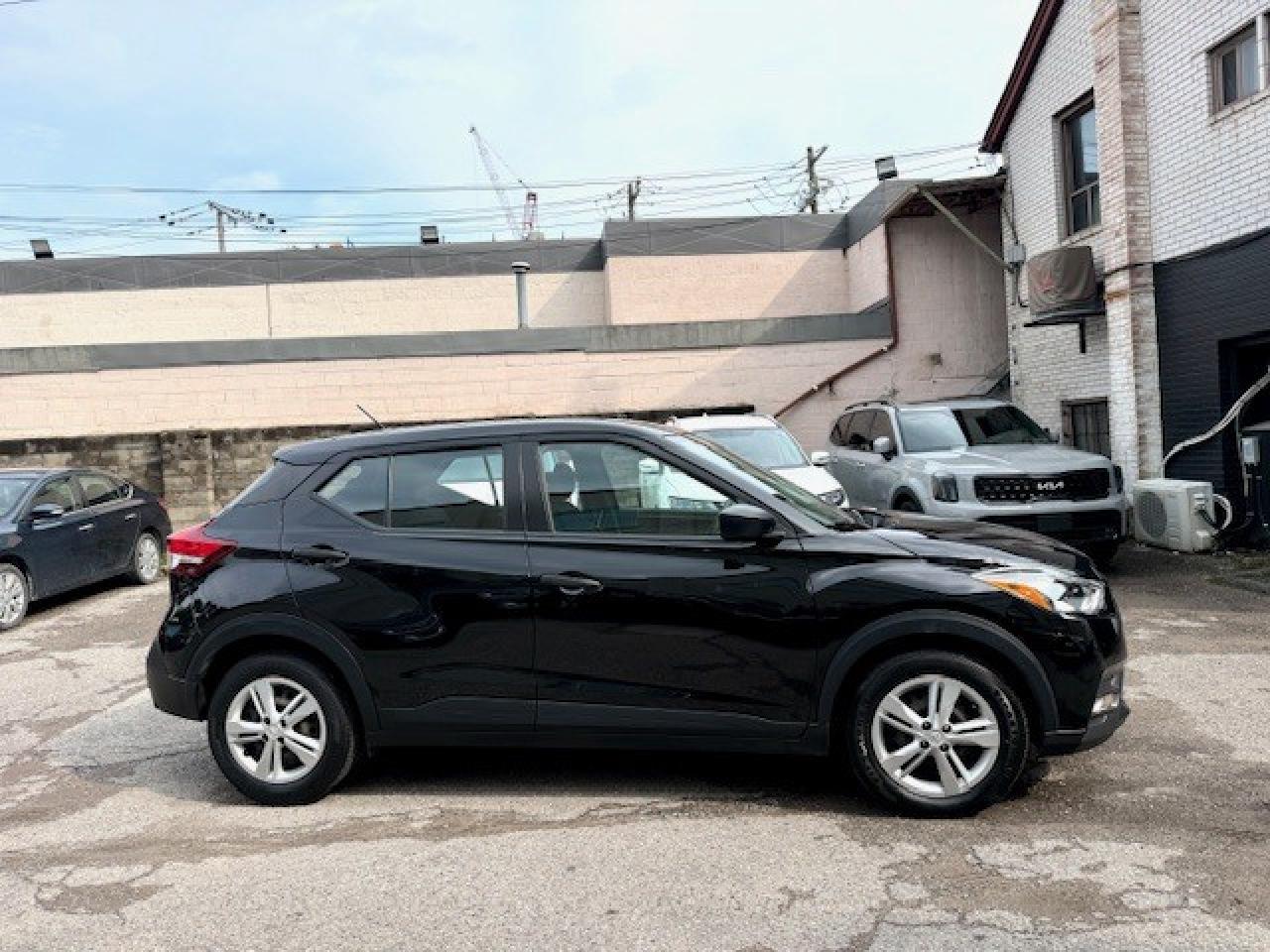 2020 Nissan Kicks S FWD, BLIND SPOT, EMERGENCY BRAKING, BACK UP CAM Photo
