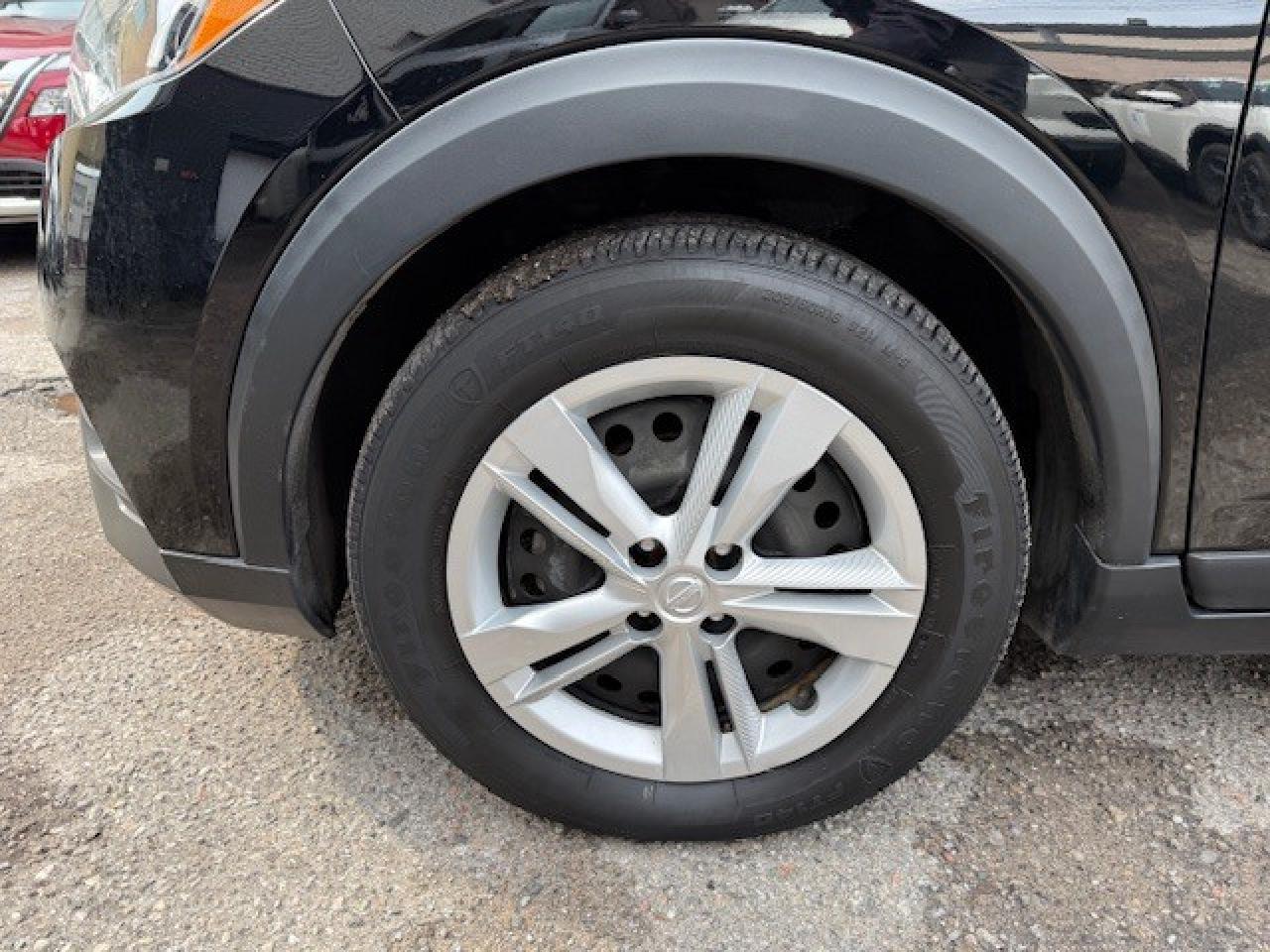 2020 Nissan Kicks S FWD, BLIND SPOT, EMERGENCY BRAKING, BACK UP CAM Photo