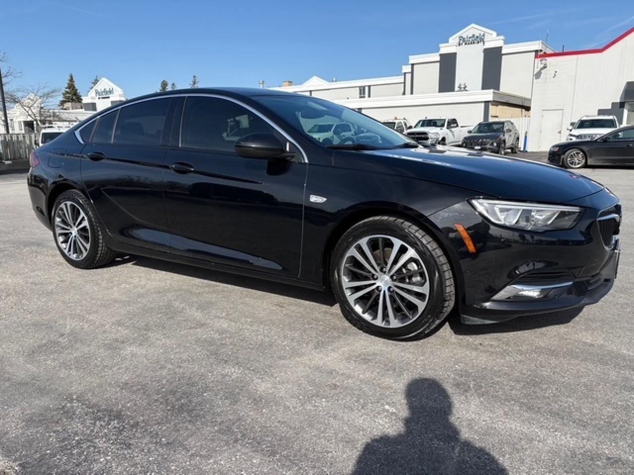 2019 Buick Regal Hatchback AWD Photo4