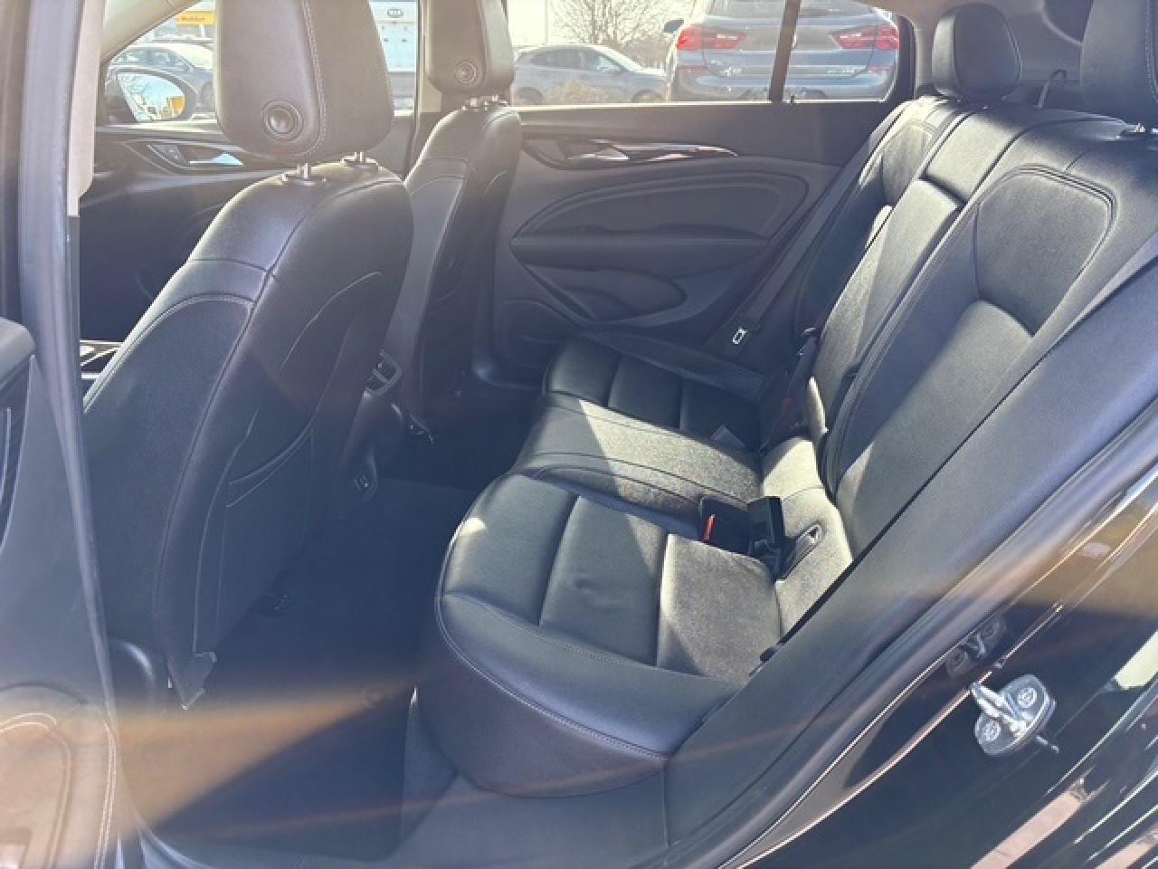 2019 Buick Regal Hatchback AWD Photo