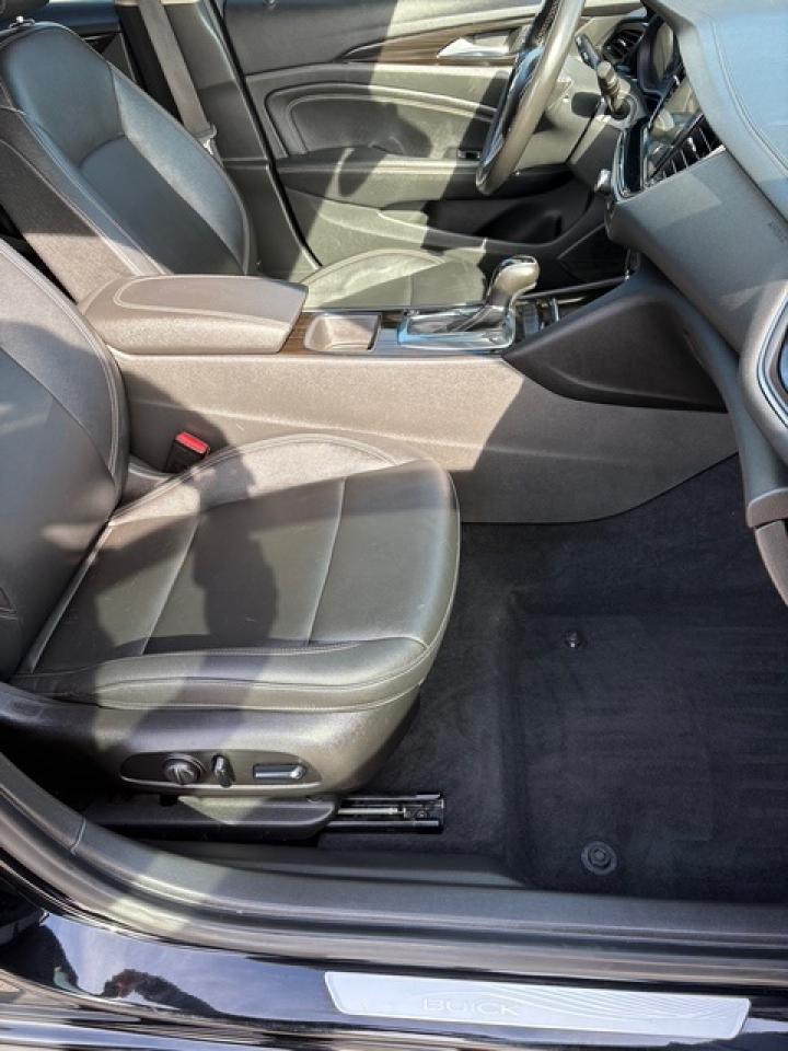 2019 Buick Regal Hatchback AWD Photo