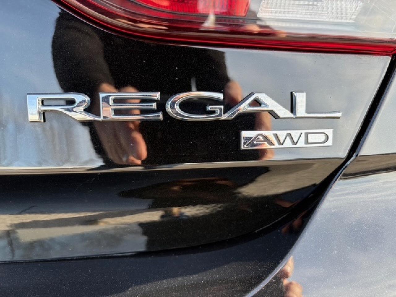 2019 Buick Regal Hatchback AWD Photo