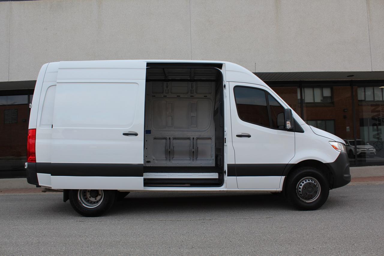 2021 Mercedes-Benz Sprinter Cargo Van 4500 - "DUALLYS" - "3.0L DIESEL" - "TOW PKG" Photo