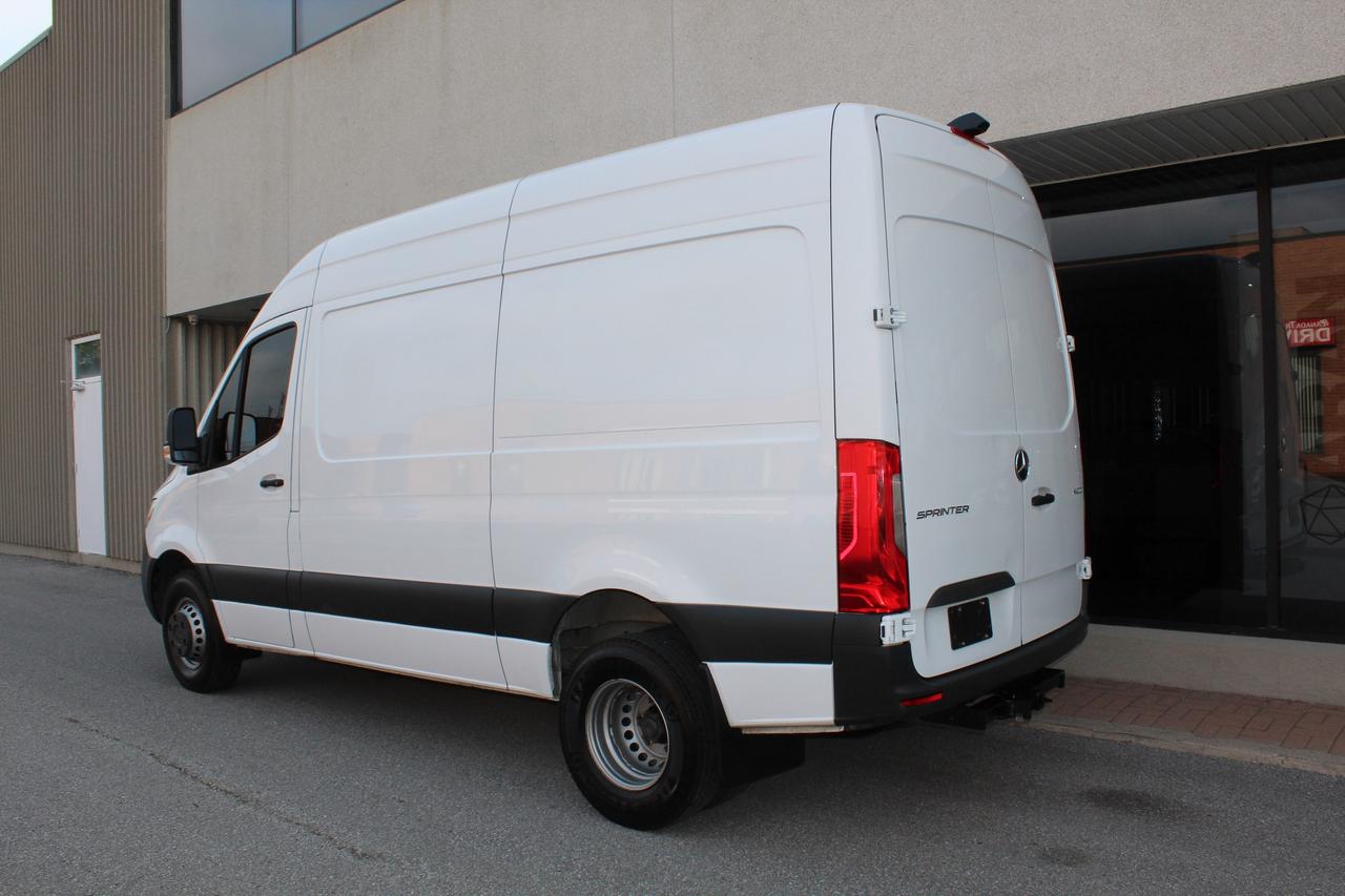 2021 Mercedes-Benz Sprinter Cargo Van 4500 - "DUALLYS" - "3.0L DIESEL" - "TOW PKG" Photo