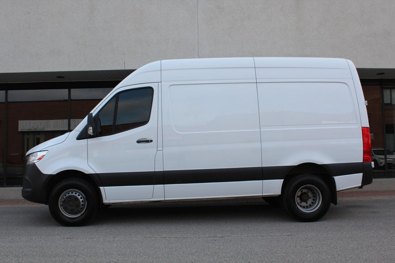 2021 Mercedes-Benz Sprinter Cargo Van 4500 - "DUALLYS" - "3.0L DIESEL" - "TOW PKG" Photo