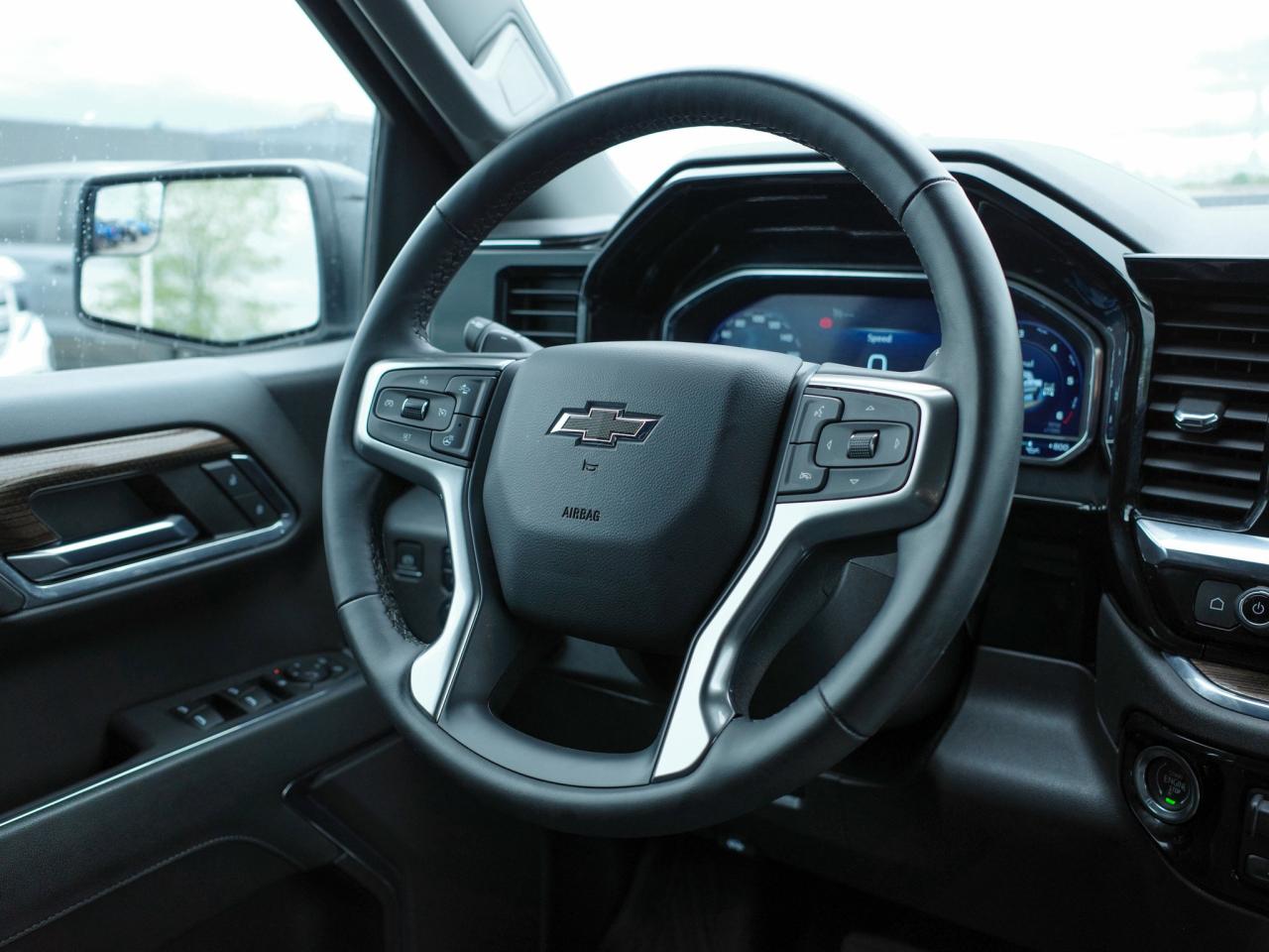 2024 Chevrolet Silverado 1500 LT Trail Boss -  Rear Bumper CornerStep Photo