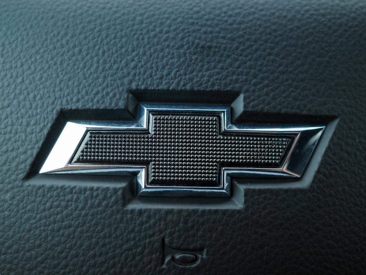 2024 Chevrolet Silverado 1500 LT Trail Boss -  Rear Bumper CornerStep Photo