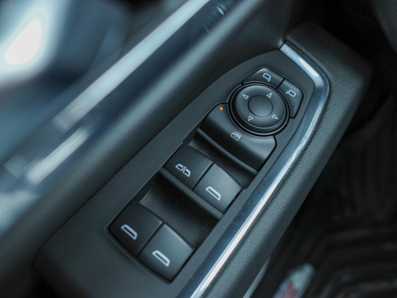 2024 Chevrolet Silverado 1500 LT Trail Boss -  Rear Bumper CornerStep Photo