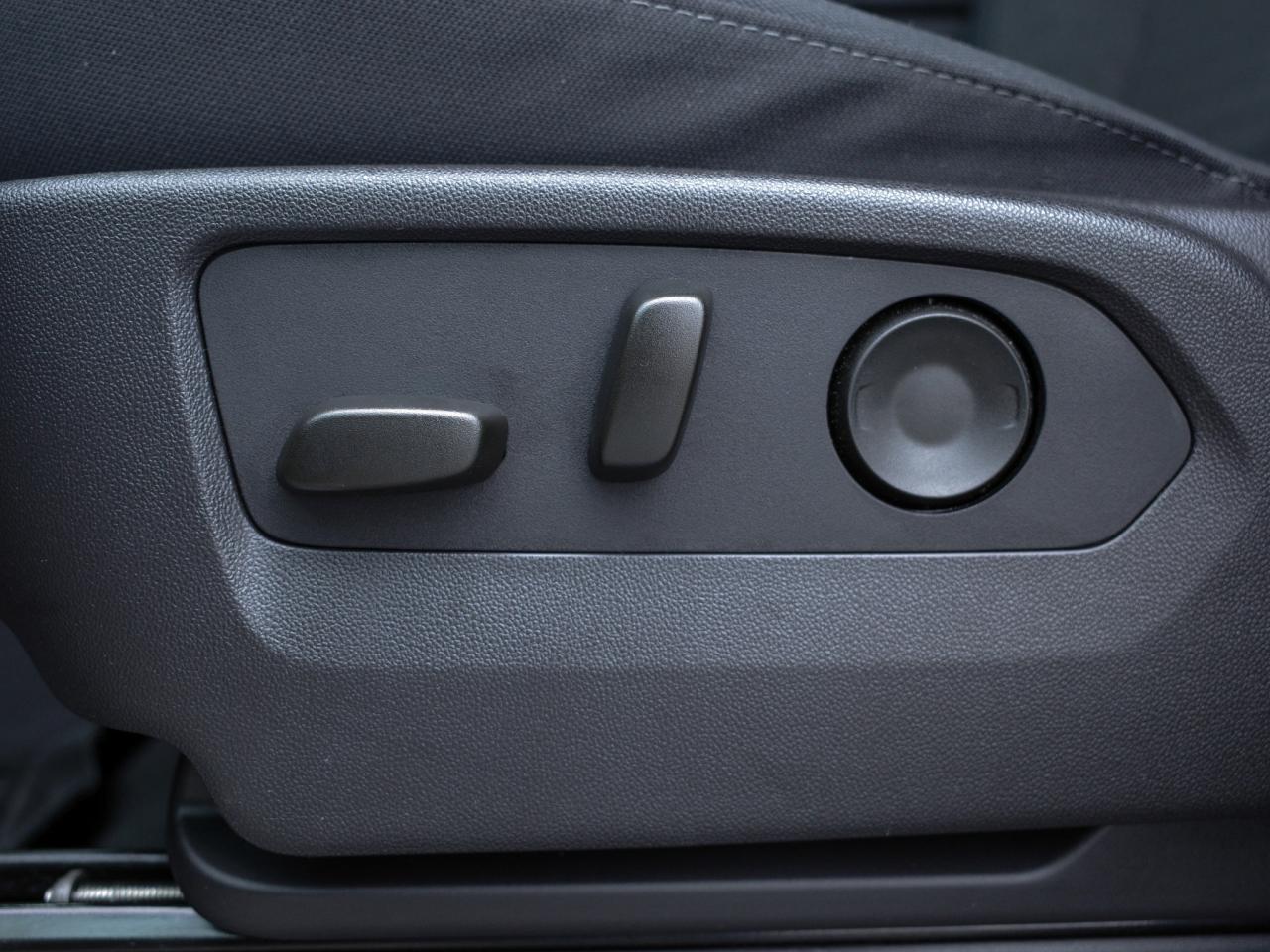 2024 Chevrolet Silverado 1500 LT Trail Boss -  Rear Bumper CornerStep Photo