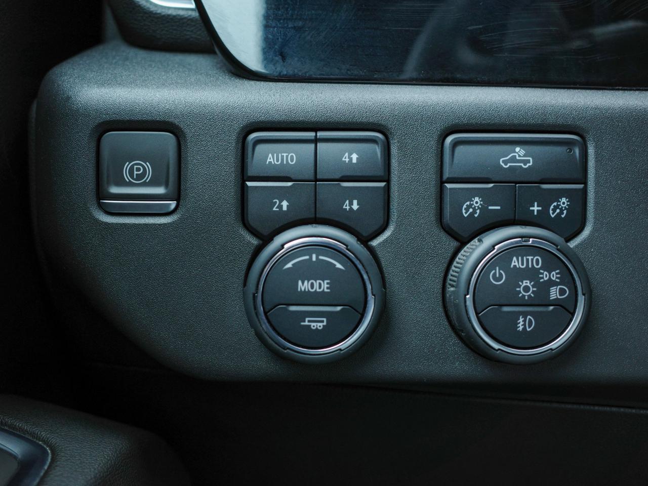 2024 Chevrolet Silverado 1500 LT Trail Boss -  Rear Bumper CornerStep Photo