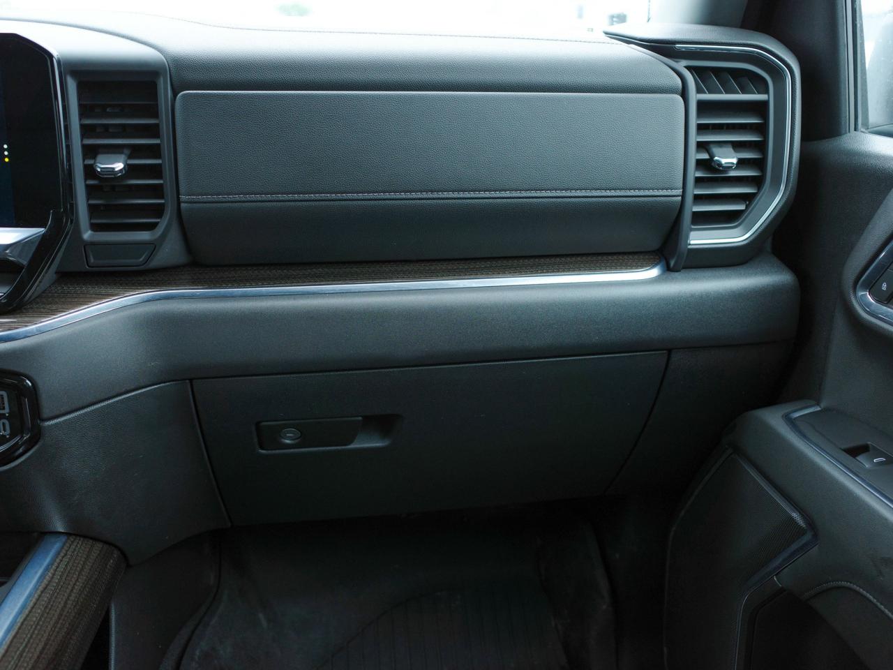 2024 Chevrolet Silverado 1500 LT Trail Boss -  Rear Bumper CornerStep Photo