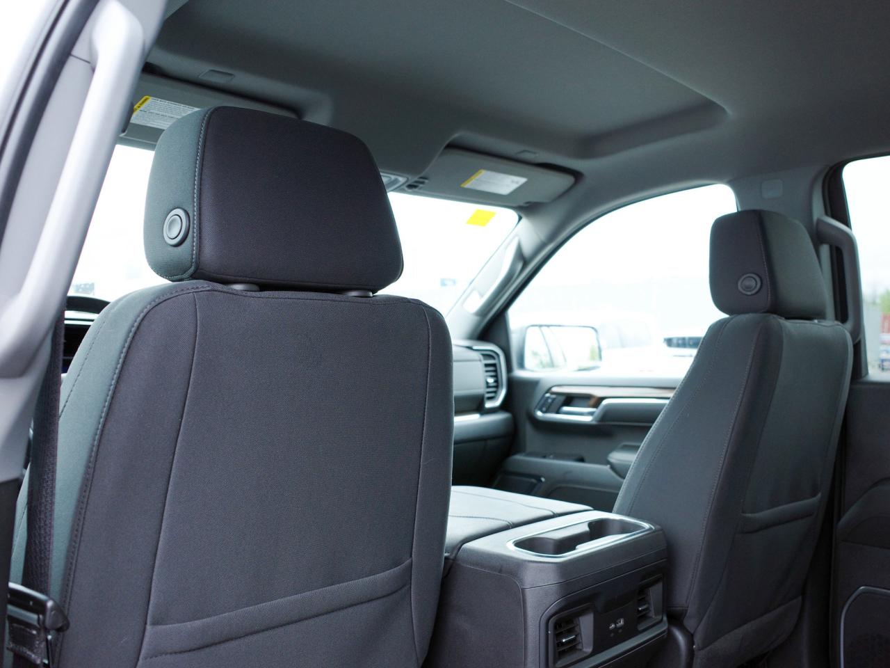 2024 Chevrolet Silverado 1500 LT Trail Boss -  Rear Bumper CornerStep Photo