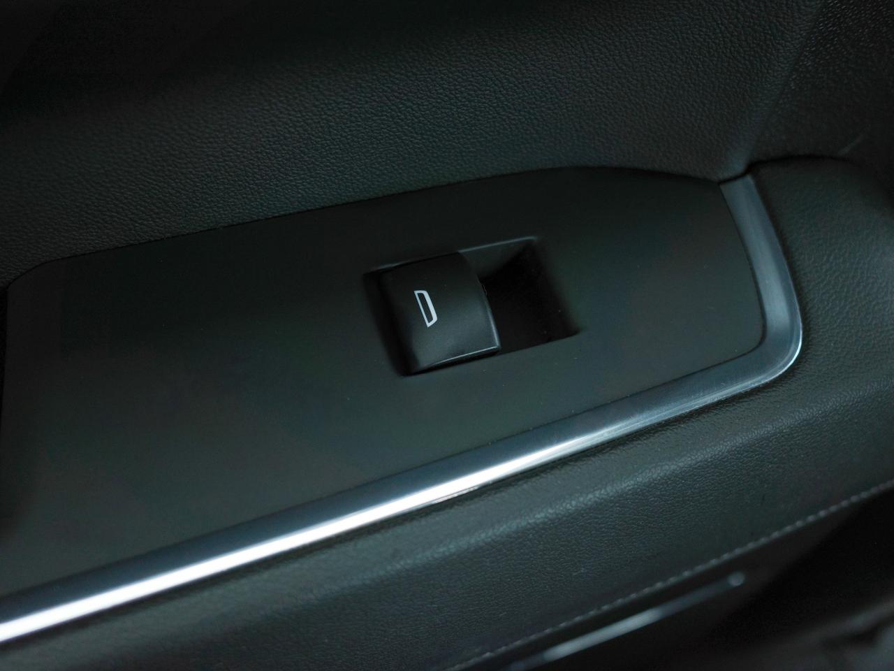 2024 Chevrolet Silverado 1500 LT Trail Boss -  Rear Bumper CornerStep Photo