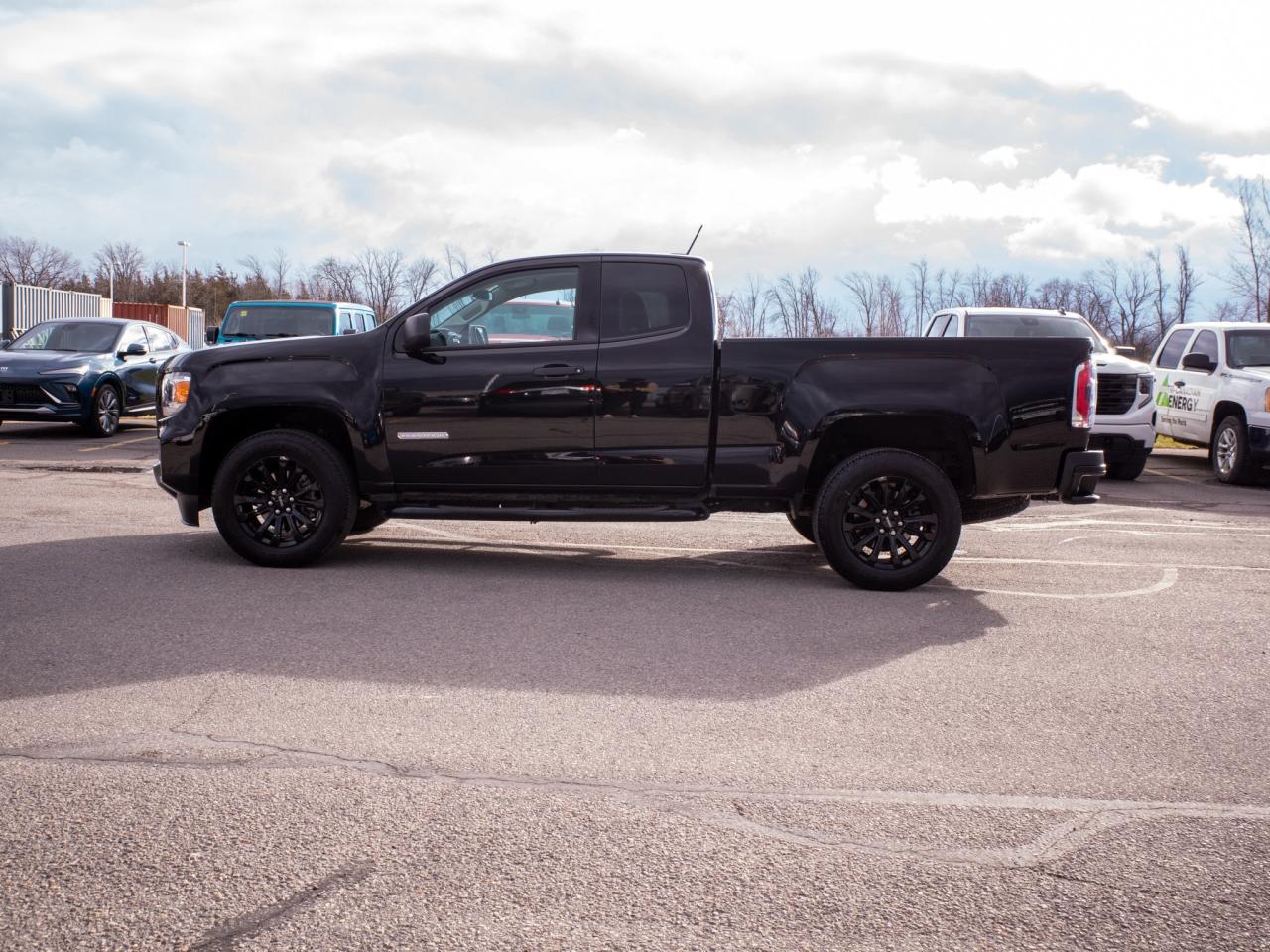 2022 GMC Canyon 2WD Elevation Standard - 8-Speed Automatic Photo