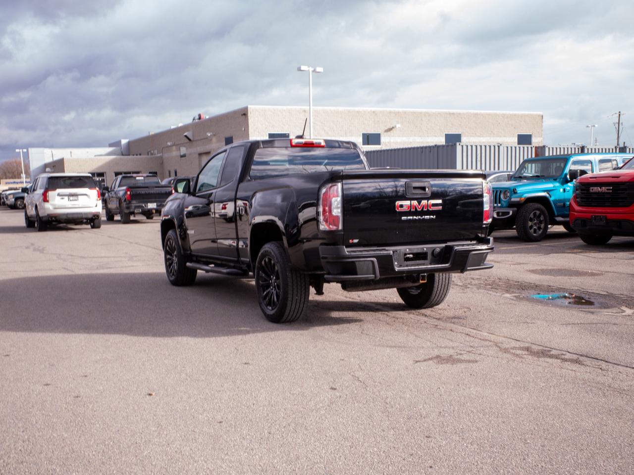 2022 GMC Canyon 2WD Elevation Standard - 8-Speed Automatic Photo