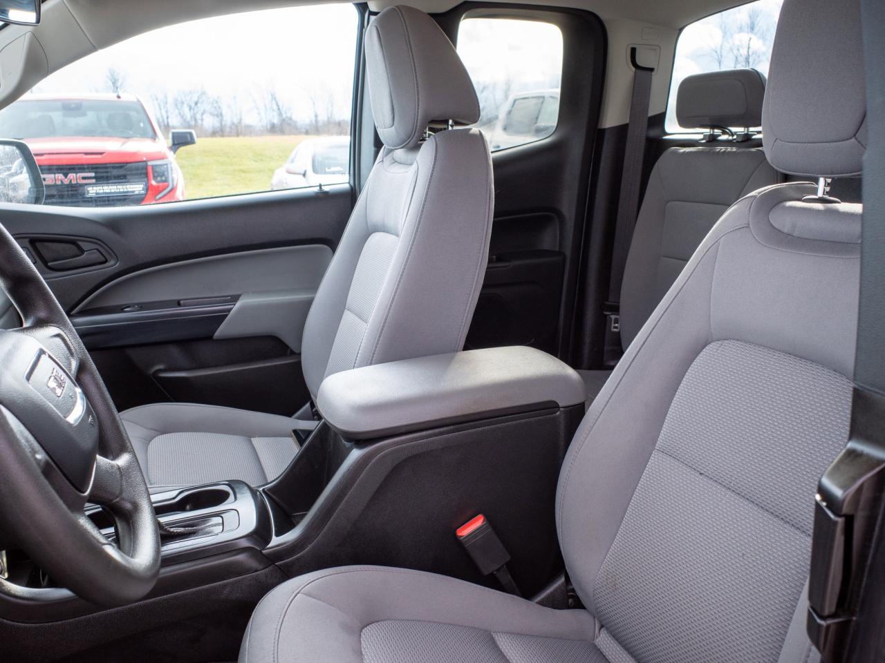 2022 GMC Canyon 2WD Elevation Standard - 8-Speed Automatic Photo