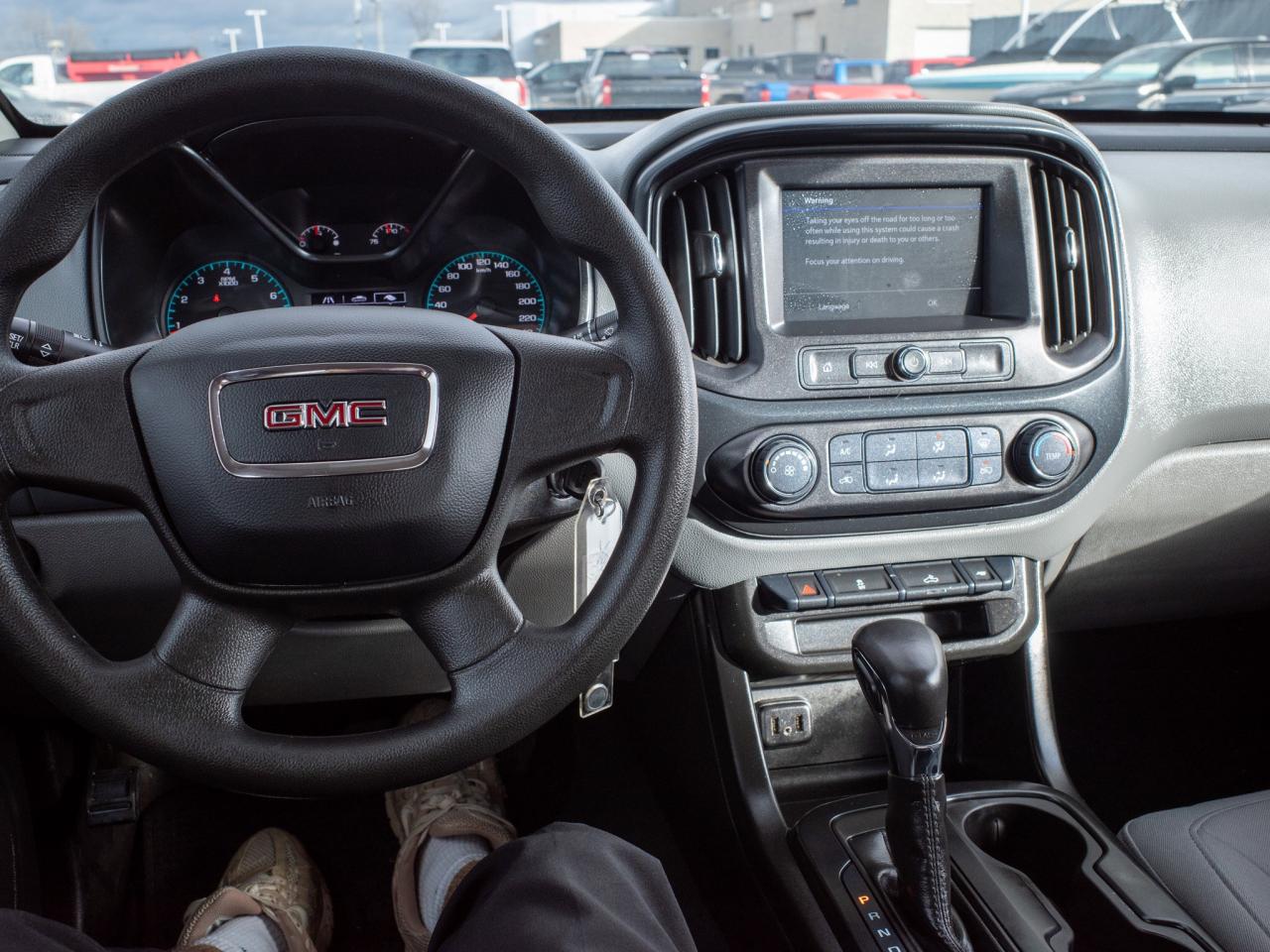 2022 GMC Canyon 2WD Elevation Standard - Power Driver Seat Photo